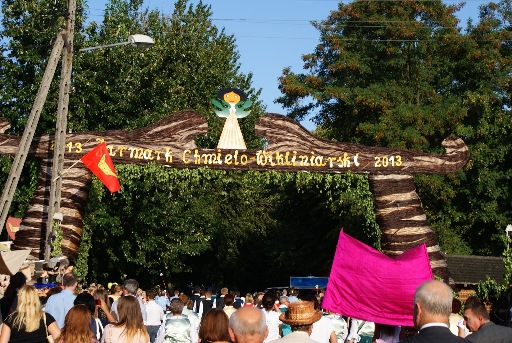 Barwny korowód w Nowym Tomyślu